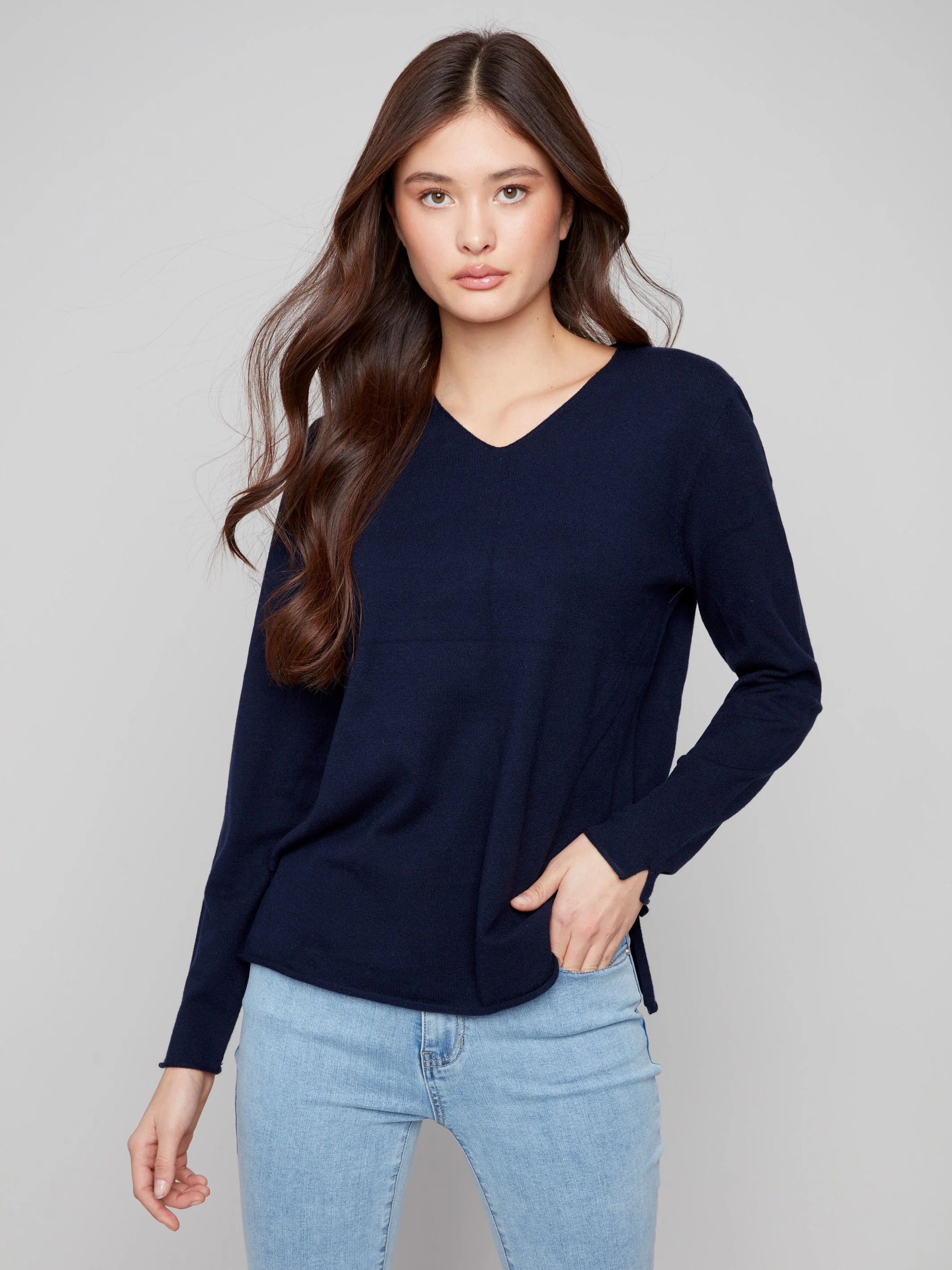 Basic V-Neck Sweater - Navy
