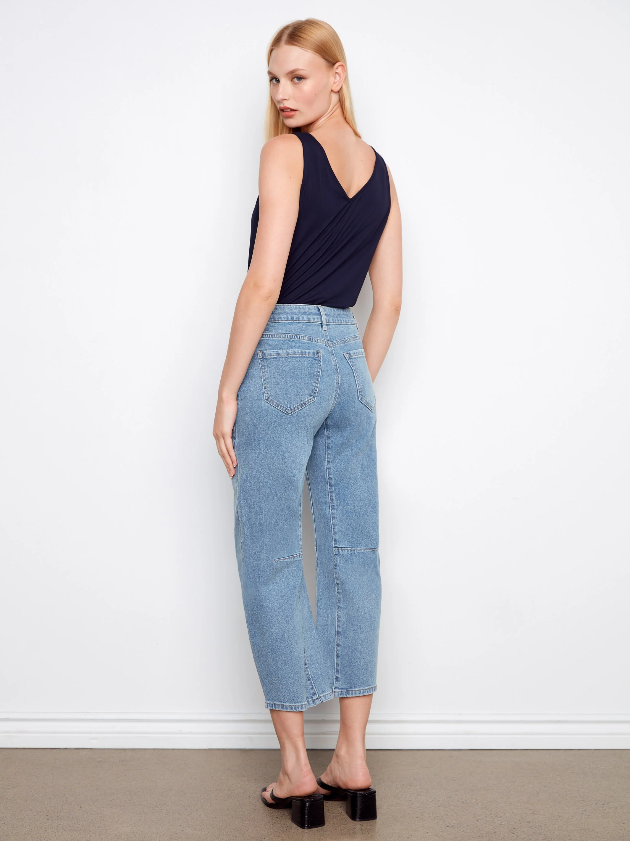 Cropped Barrel Jeans - Denim Blue - Image 3