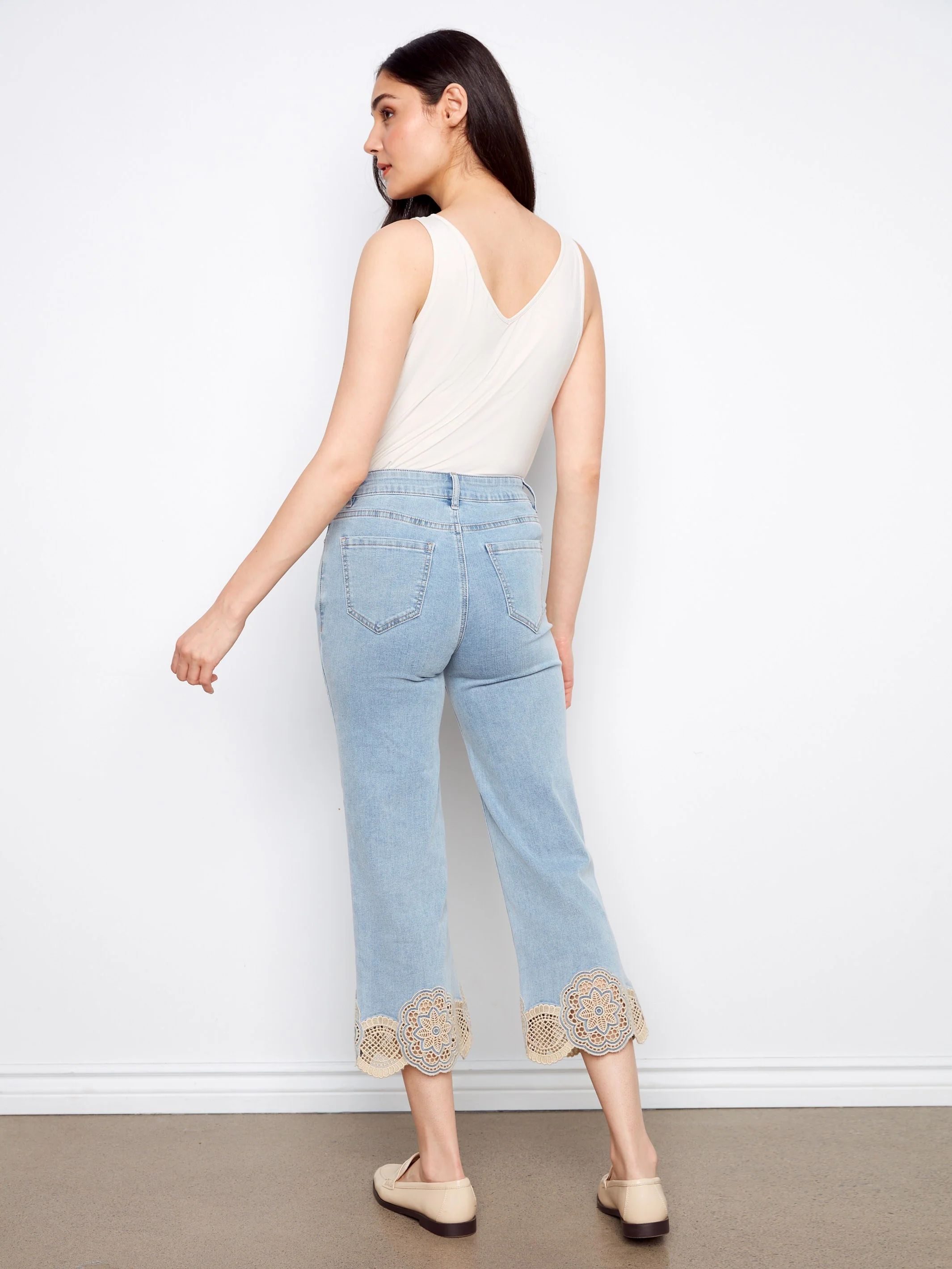 Cropped Flare Jeans With Lace Hem - Light Blue - Image 4