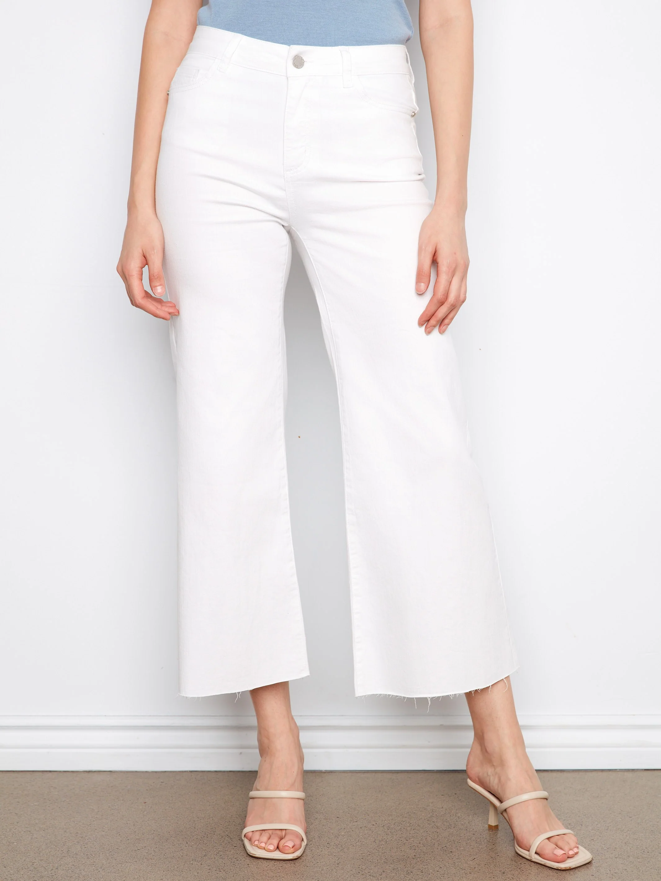 Cropped Flare Twill Pants With Raw Hem - White - Image 6