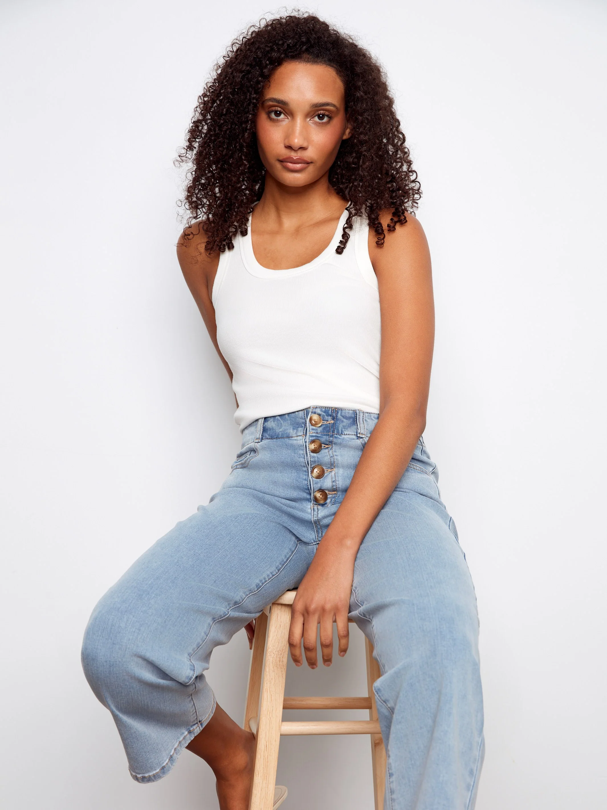 Front Button-Fly Crop Jeans - Light Blue - Image 5