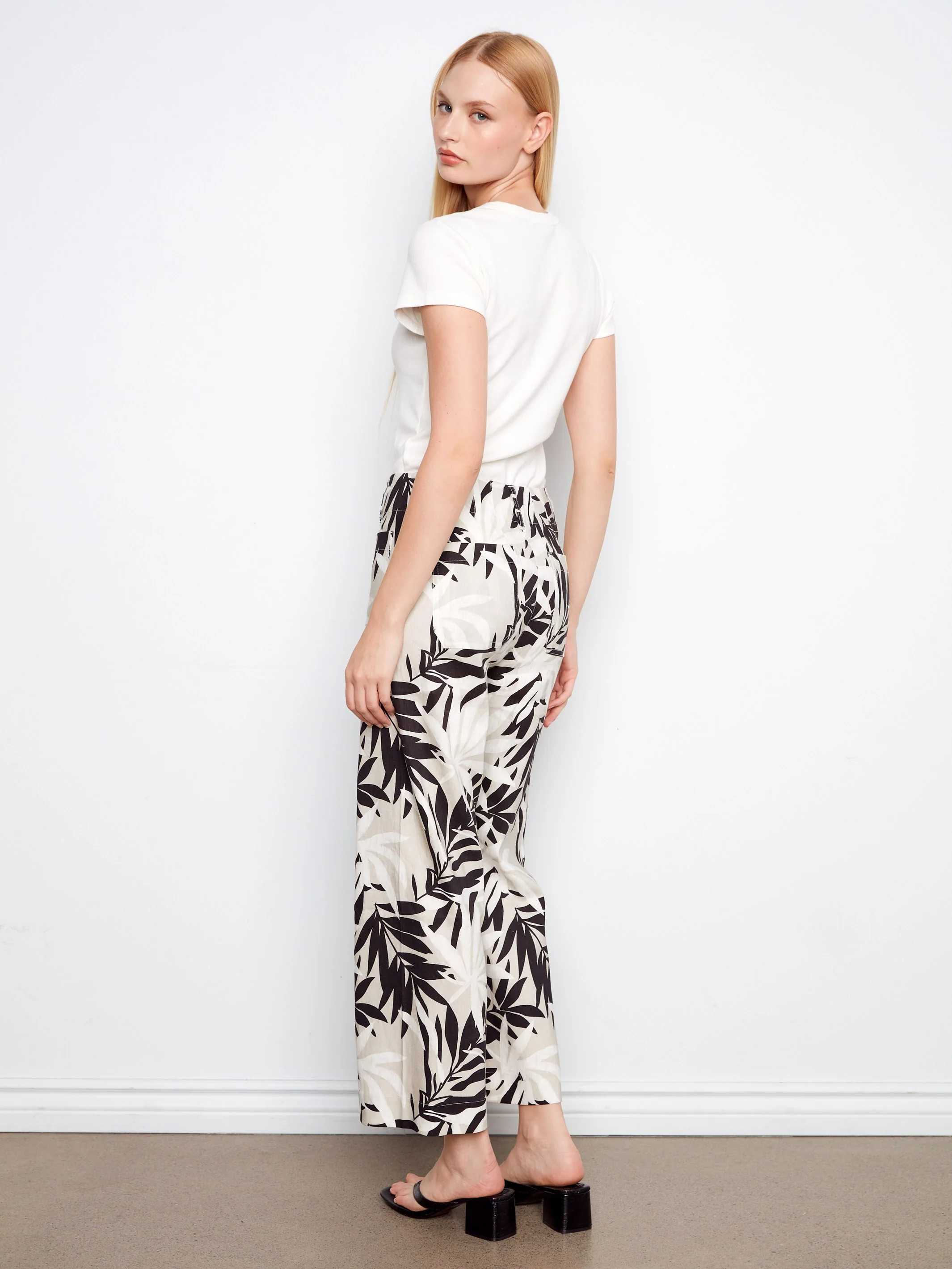Printed Cropped Linen Blend Pants - Leaflet - Image 5