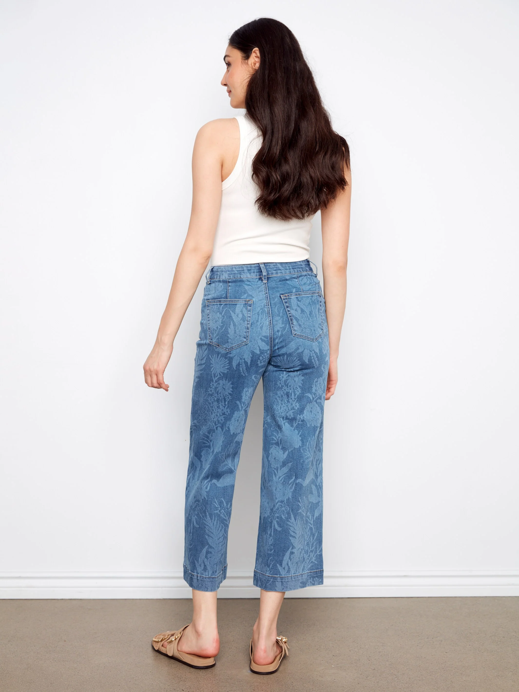 Printed Cropped Patch Pocket Flare Jeans - Flowers - Image 4