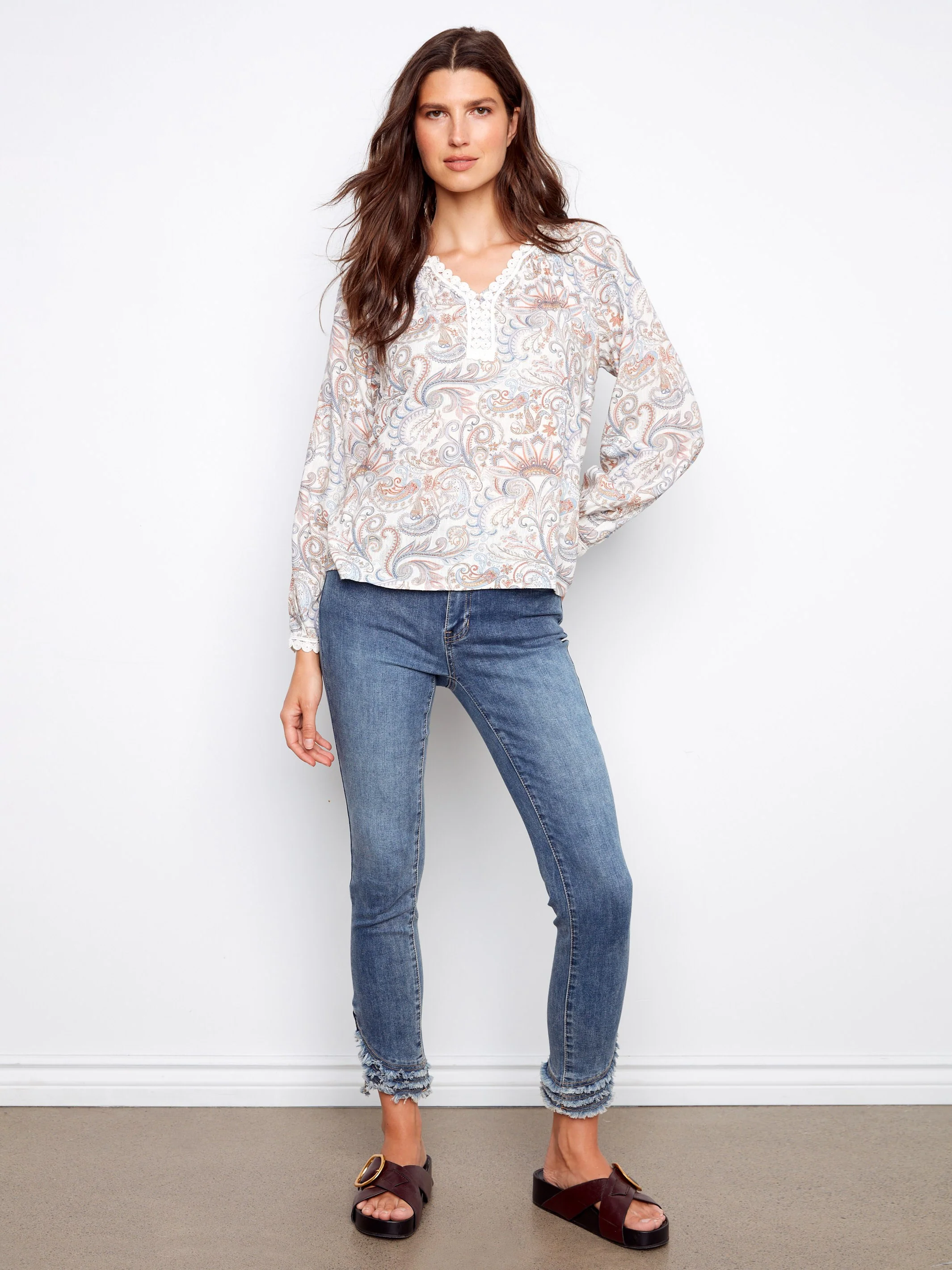 Printed Linen Blend Raglan Blouse With Crochet Trim - Chintz - Image 2