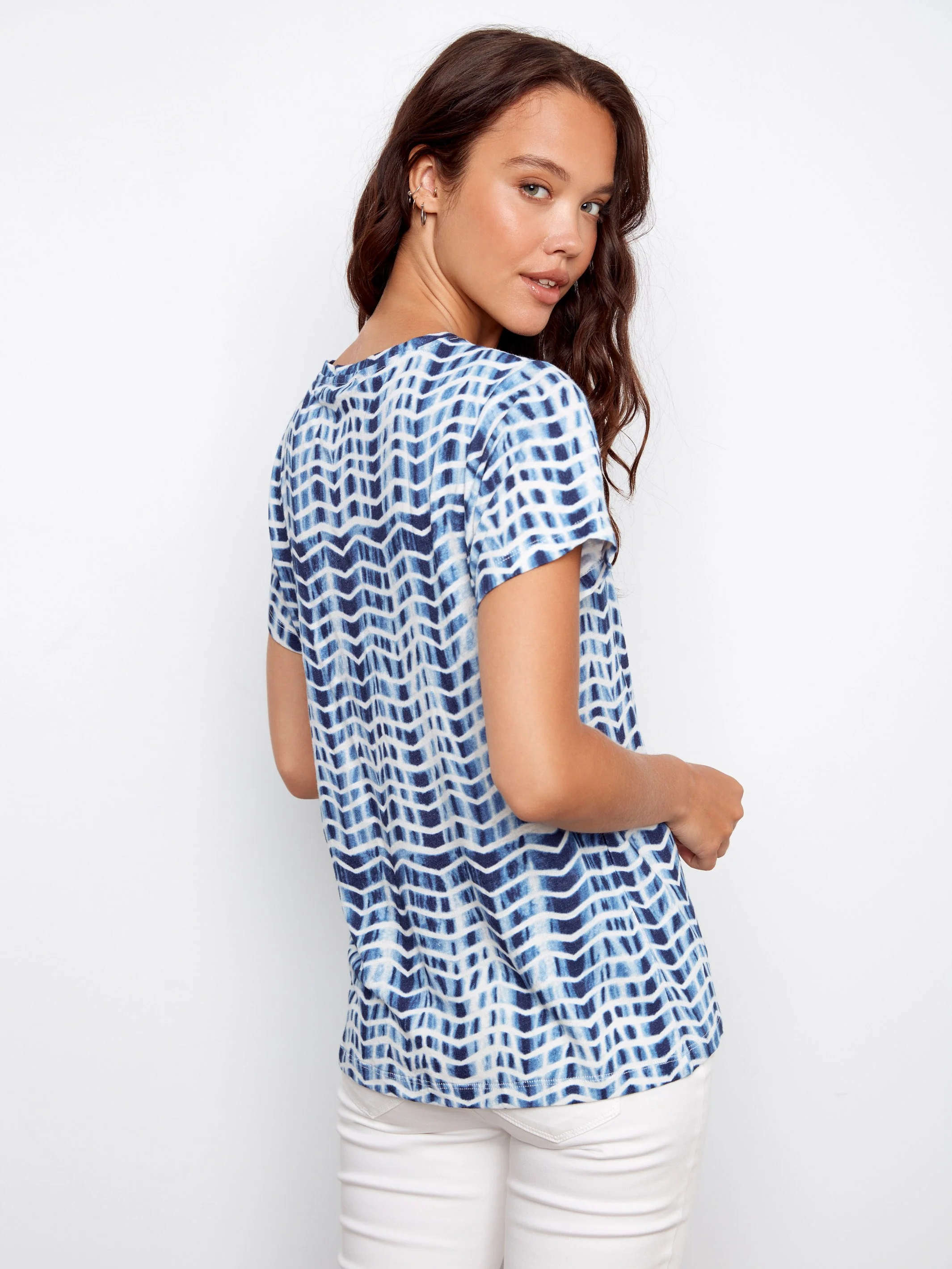 Printed Linen Blend V-Neck T-Shirt - Zig Zag - Image 3