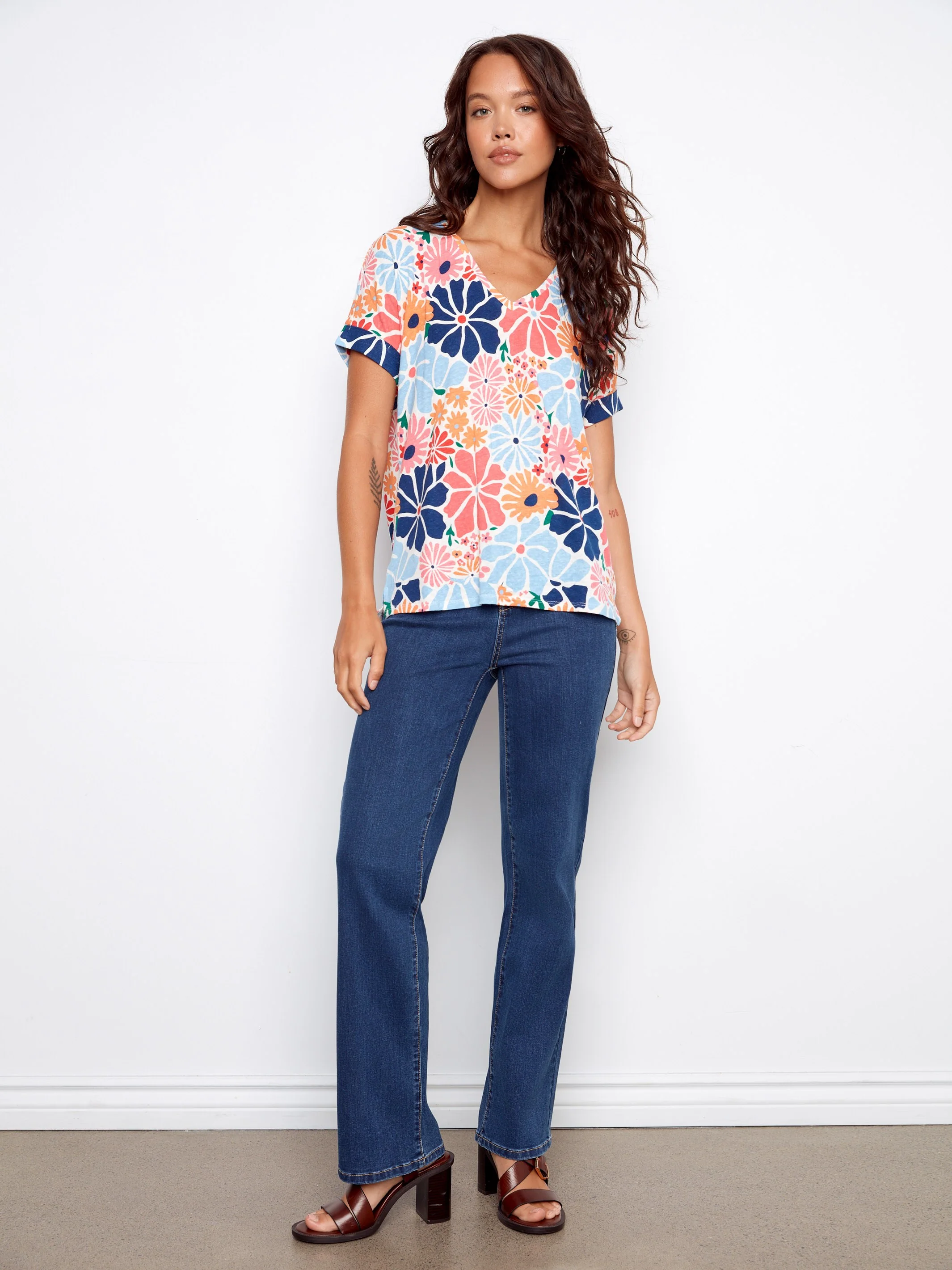Printed Short Sleeve V-Neck T-Shirt - Multicolor - Image 2