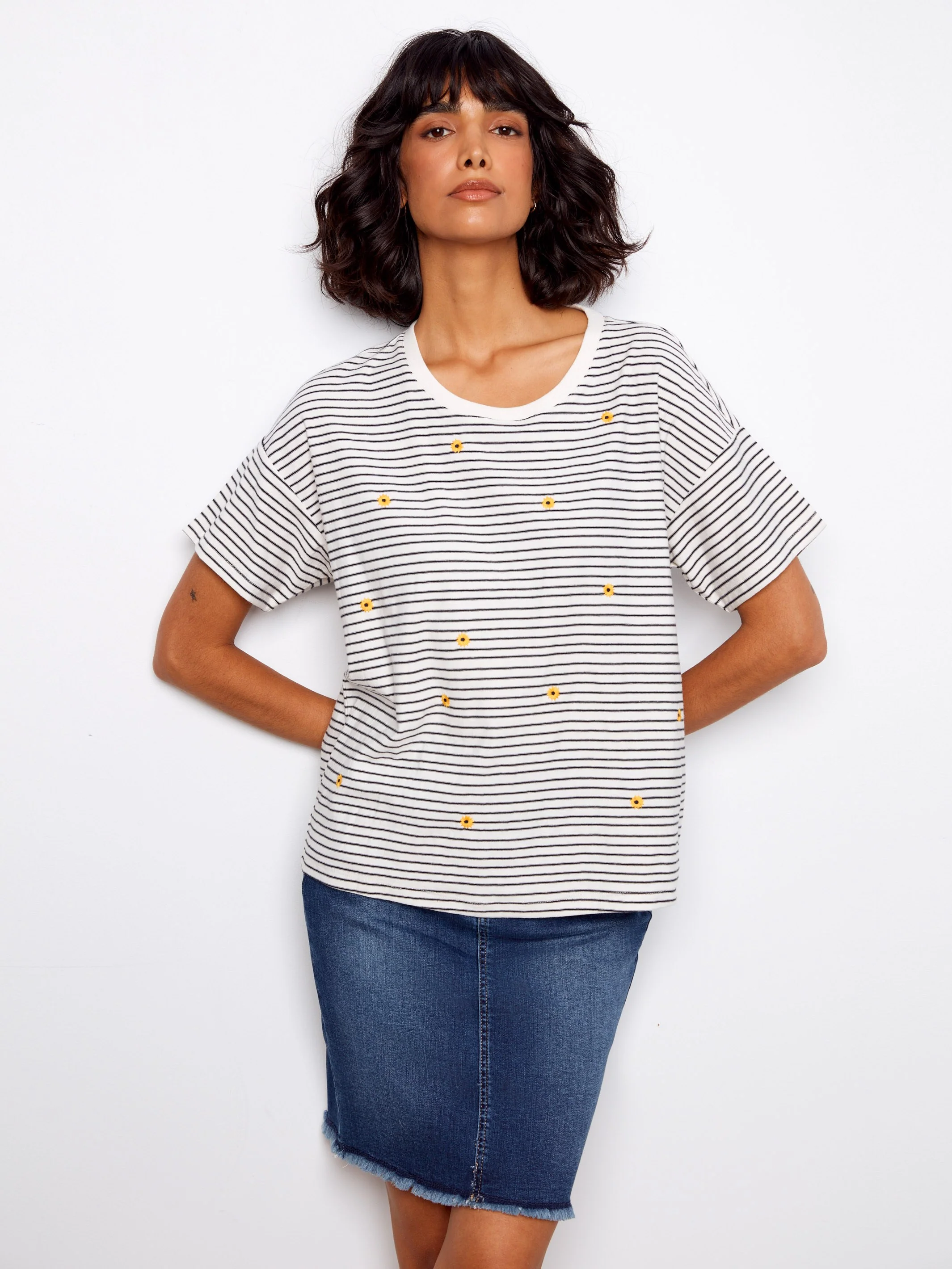 Striped Crew Neck T-Shirt With Floral Embroidery - Navy - Image 5