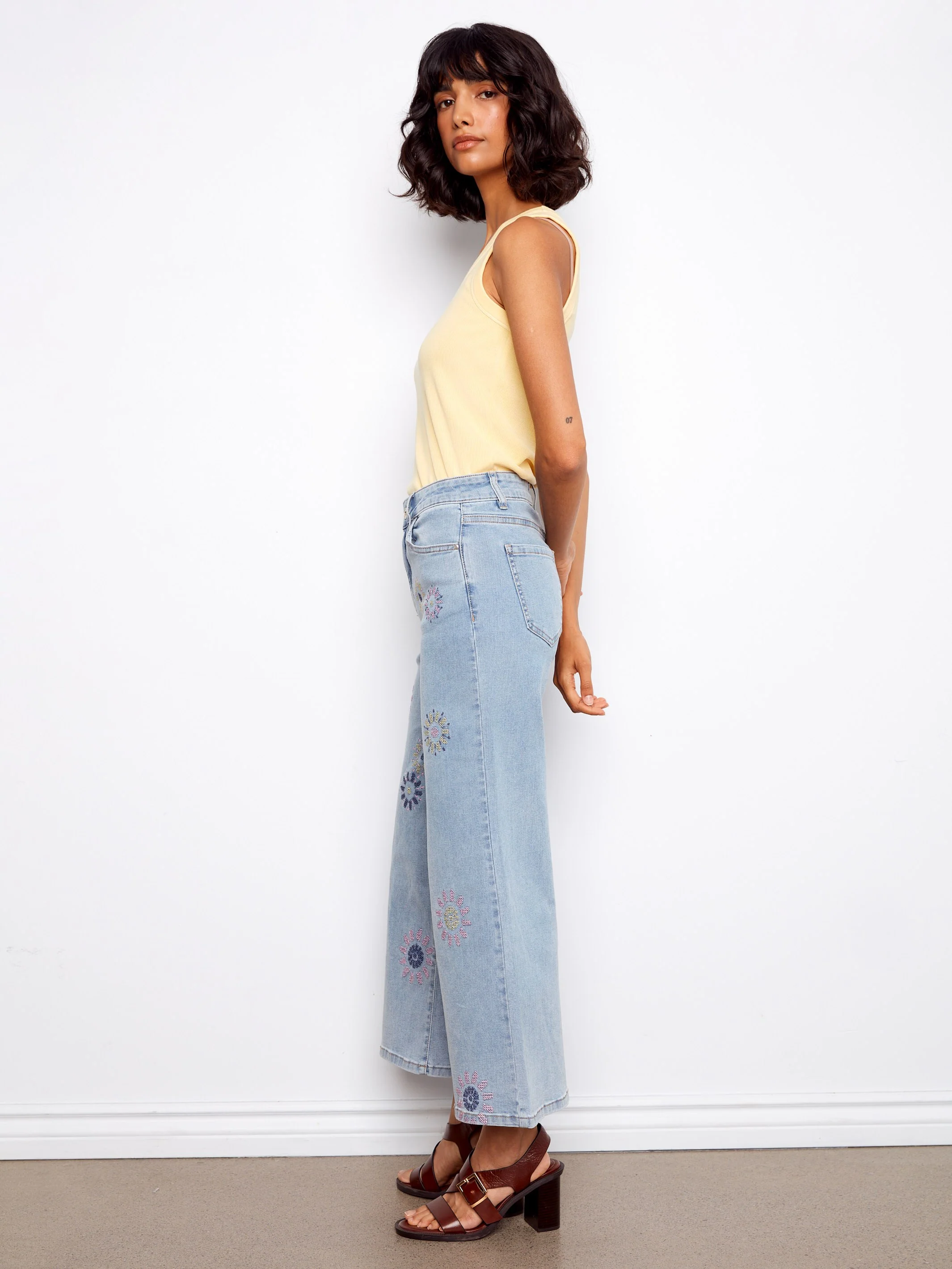 Wide Leg Jeans with Flower Embroidery - Light Blue - Image 6